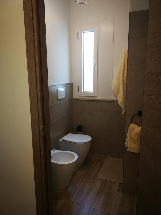 Donalisa Hotel Andrano Bagian luar foto